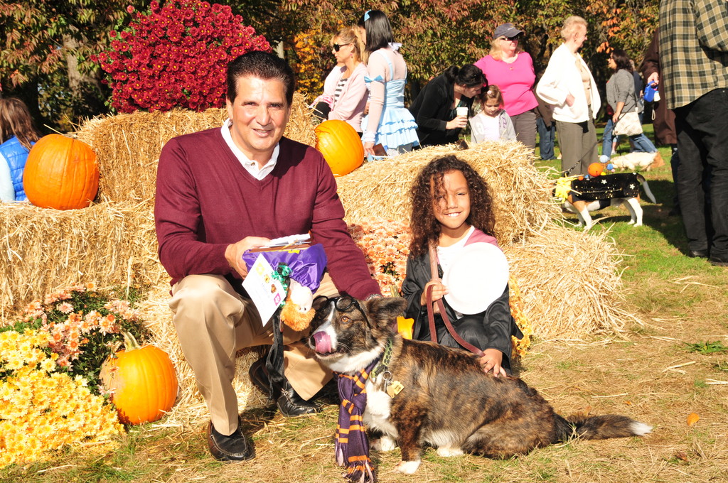 A photo from previous Strut Your Mutt, with Essex County Executive Joseph N. DiVincenzo, Jr.